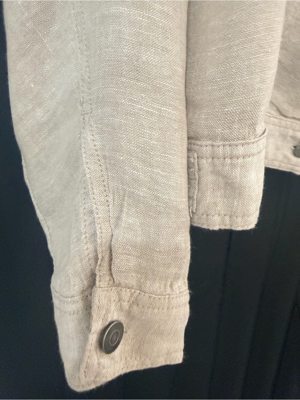 Jones & Co Jones New York - Large - 100% Linen Jean Jacket in Neutral Beige. - Picture 8 of 12
